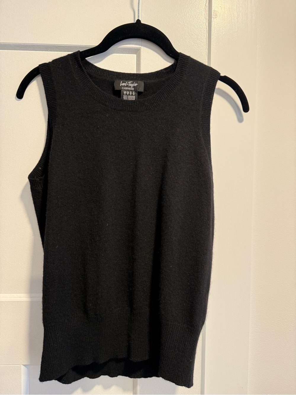 Black Sleeveless Cashmere Sweater